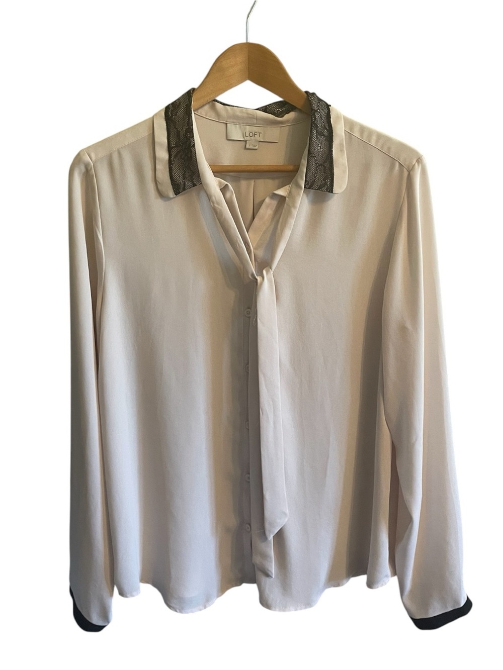 I1- large dressy blouse size L LOFT large